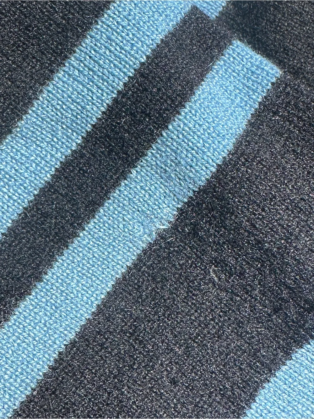 TSE 100% Cashmere Men's V-Neck Striped Sweater in Black, Light Blue, Purple, S